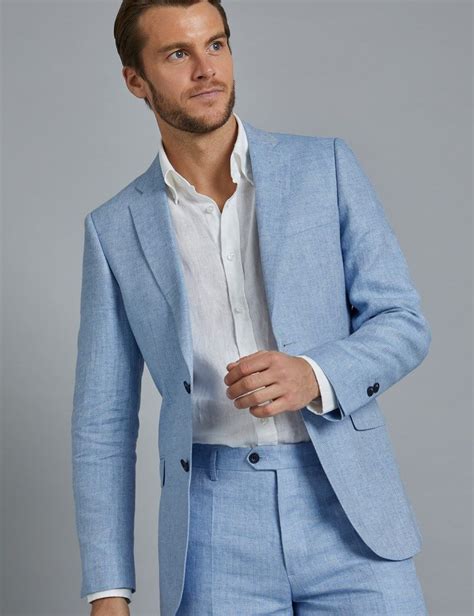 light blue linen suit men.